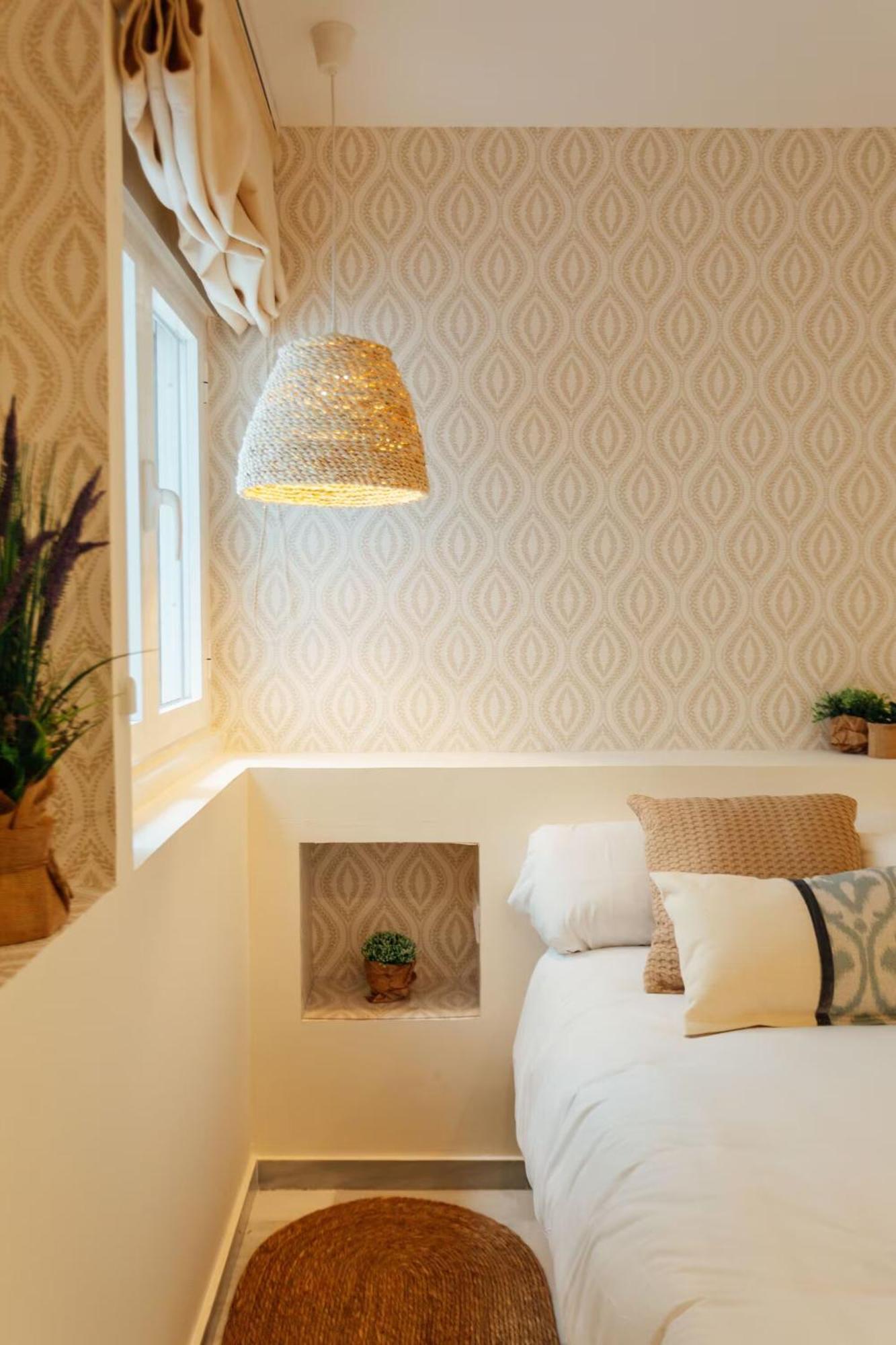Reformed And Comfy- 2Bd 2Bth- Arenal Apartment เซบีญา ภายนอก รูปภาพ