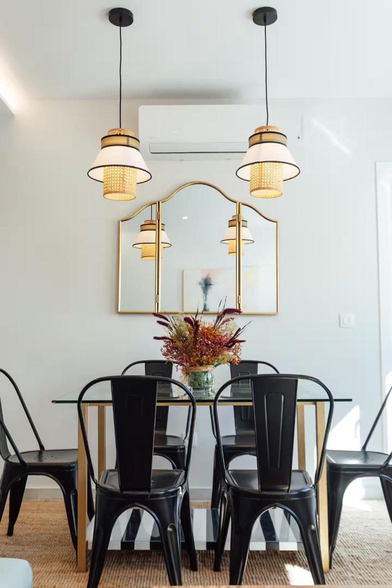 Reformed And Comfy- 2Bd 2Bth- Arenal Apartment เซบีญา ภายนอก รูปภาพ
