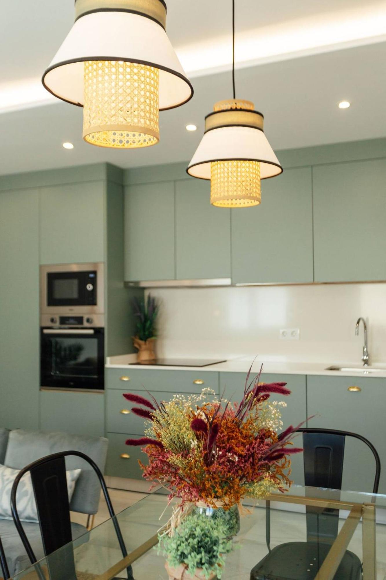 Reformed And Comfy- 2Bd 2Bth- Arenal Apartment เซบีญา ภายนอก รูปภาพ